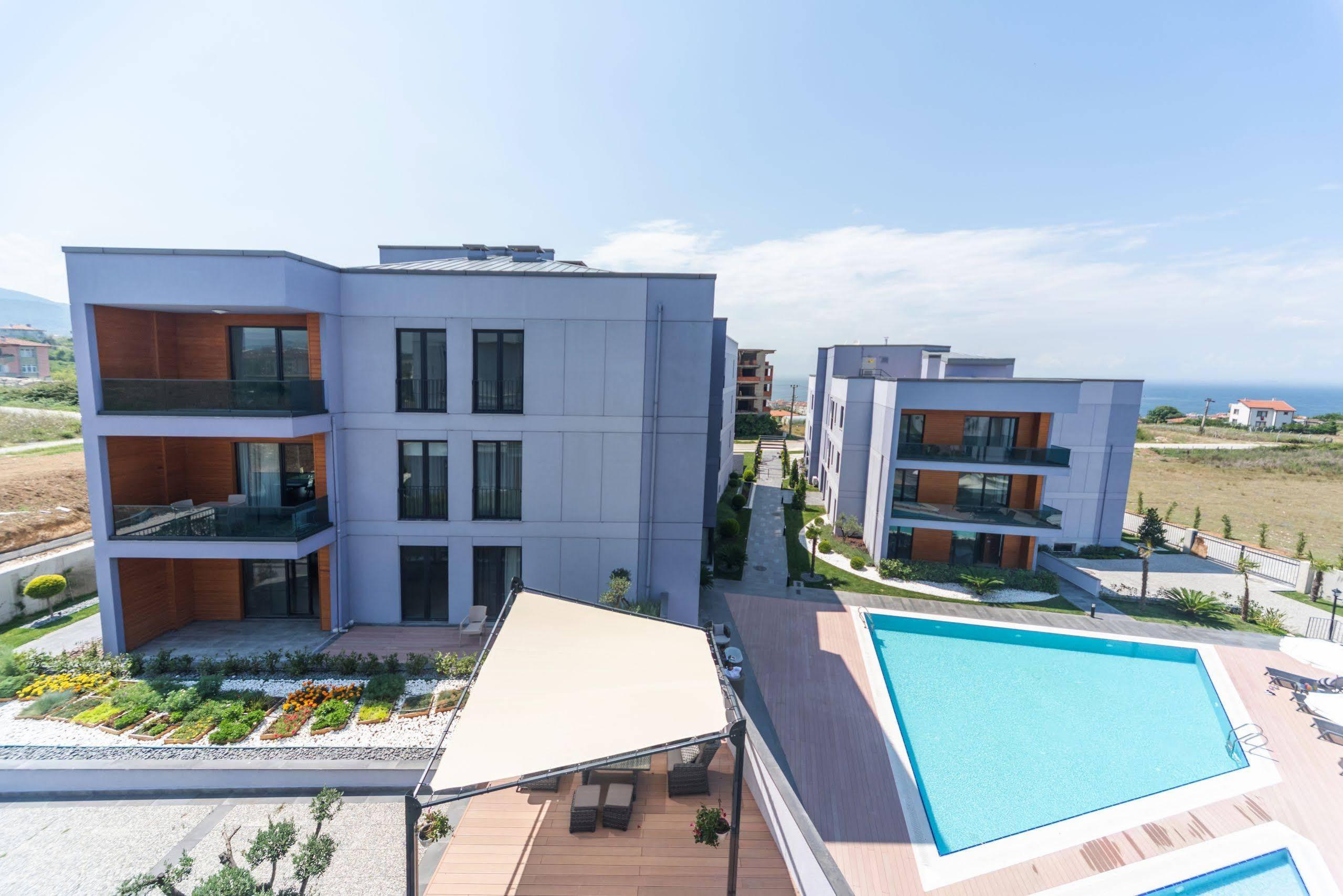 Green Hills Suites 亚洛瓦 外观 照片