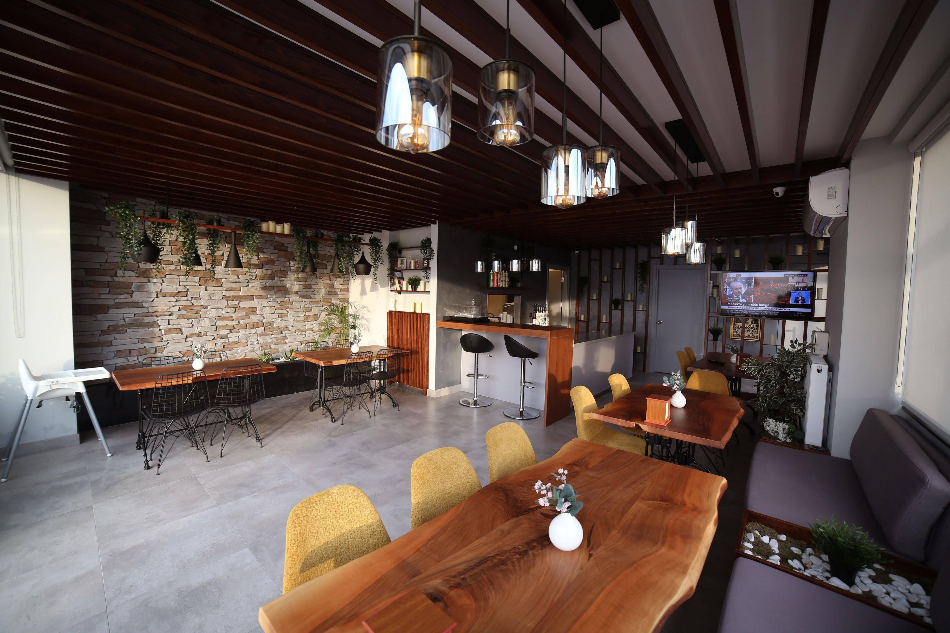 Green Hills Suites 亚洛瓦 外观 照片