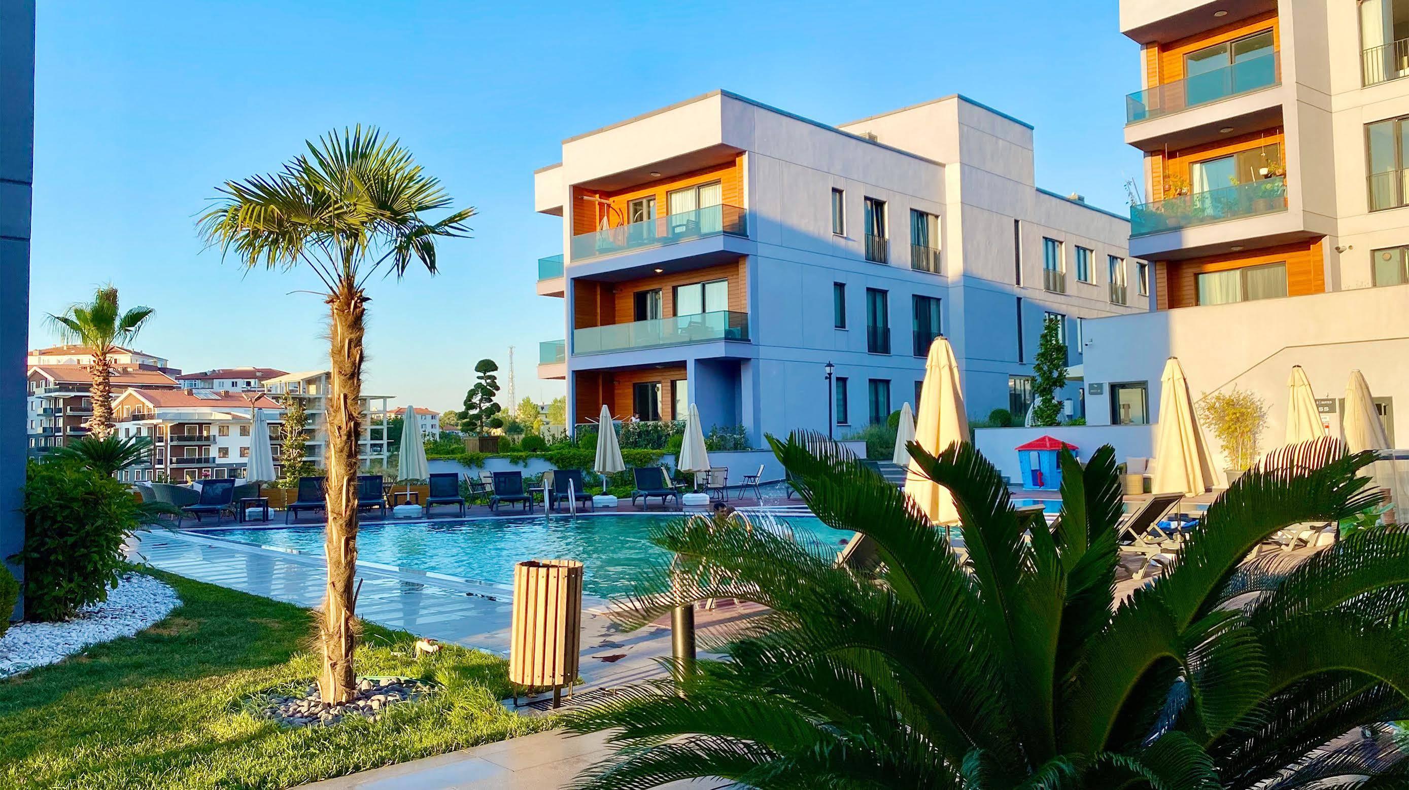 Green Hills Suites 亚洛瓦 外观 照片