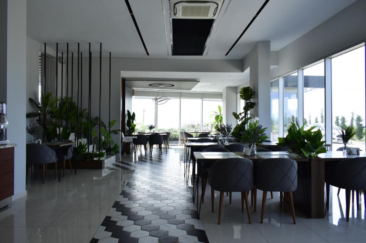 Green Hills Suites 亚洛瓦 外观 照片