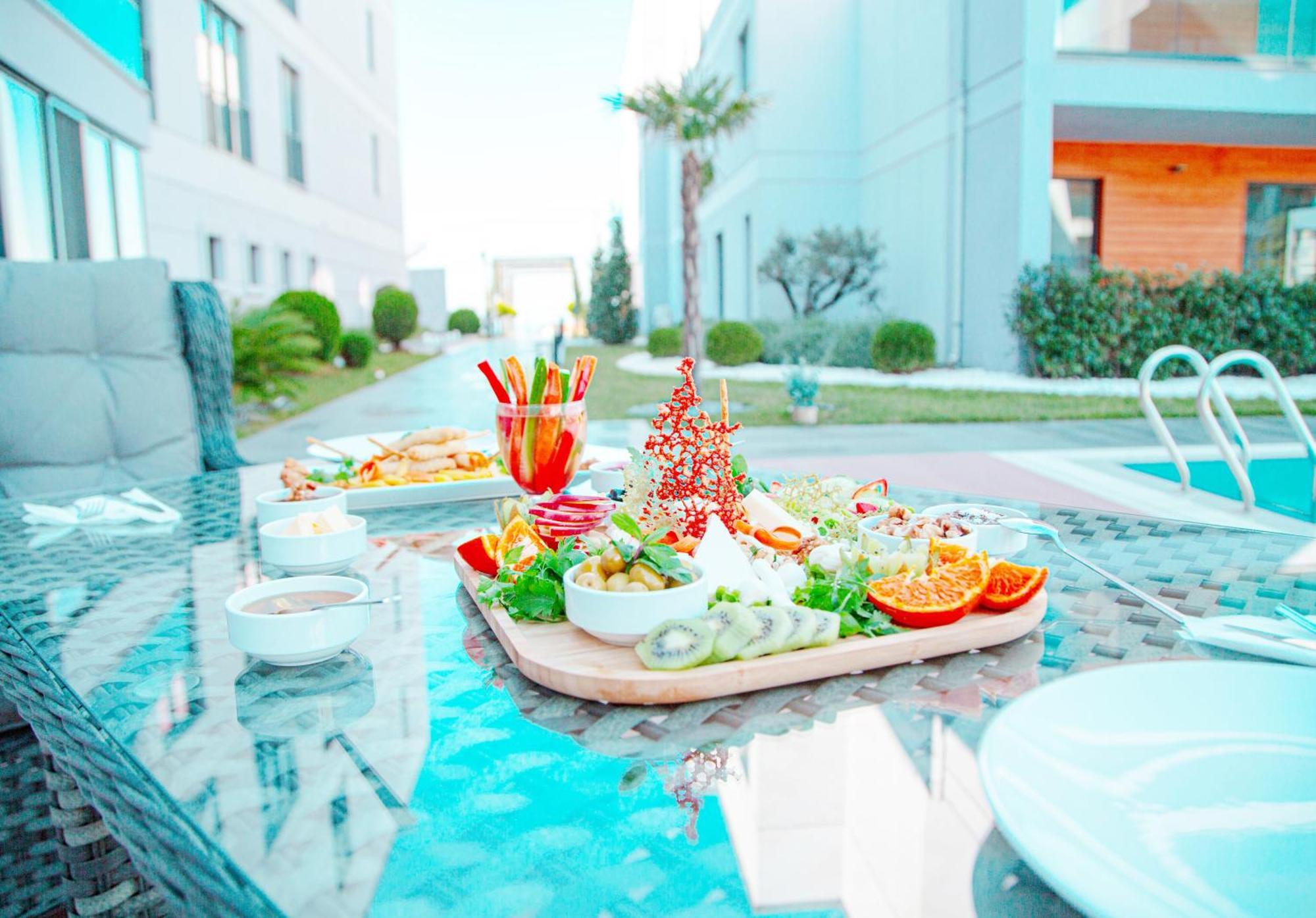 Green Hills Suites 亚洛瓦 外观 照片