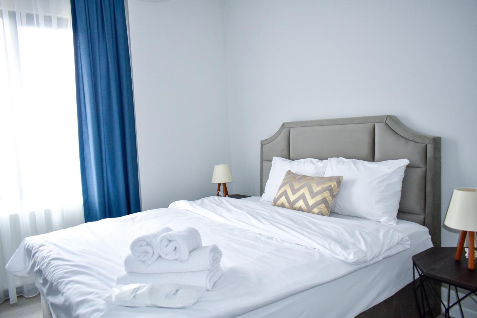 Green Hills Suites 亚洛瓦 外观 照片