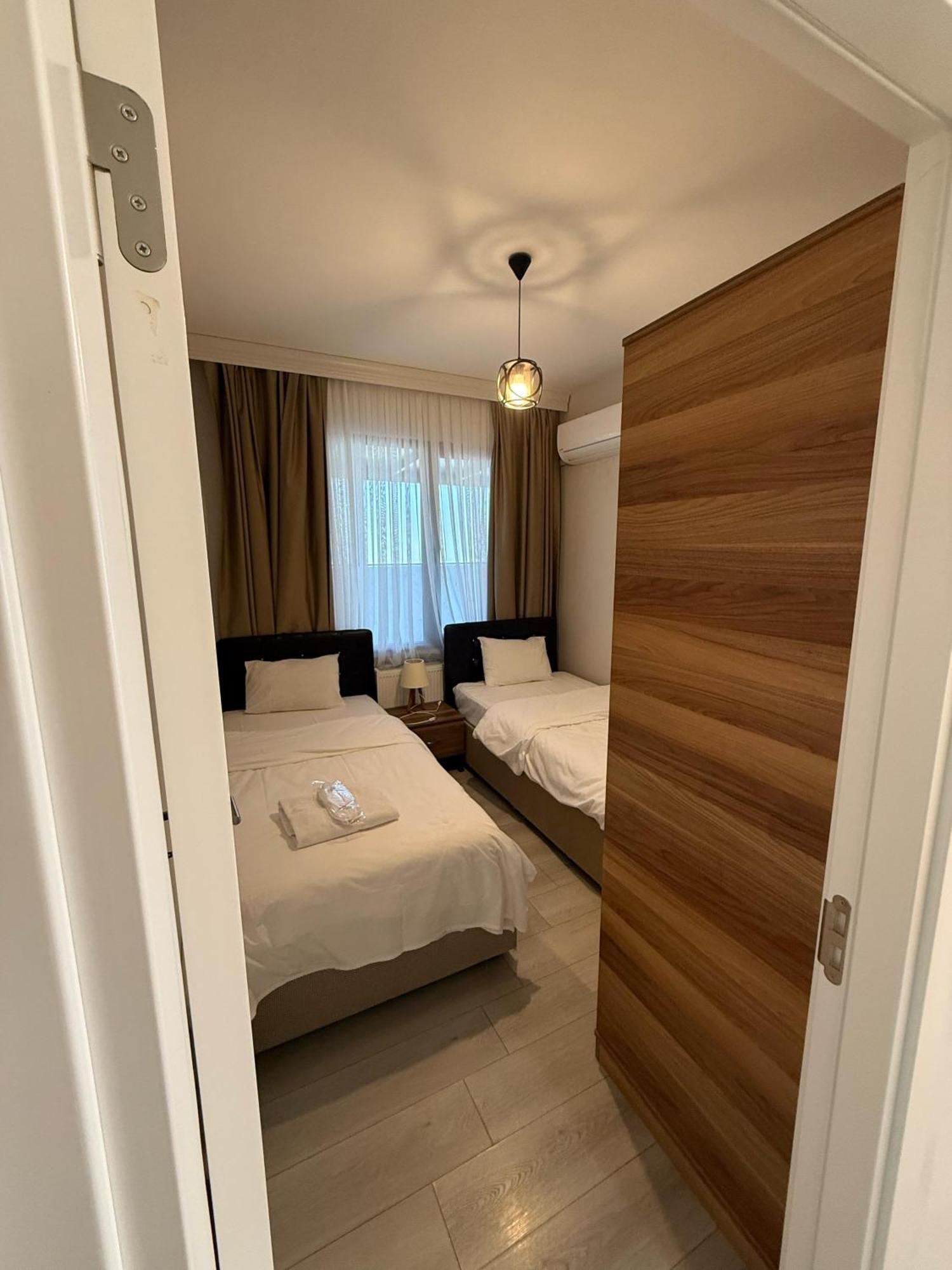 Green Hills Suites 亚洛瓦 外观 照片