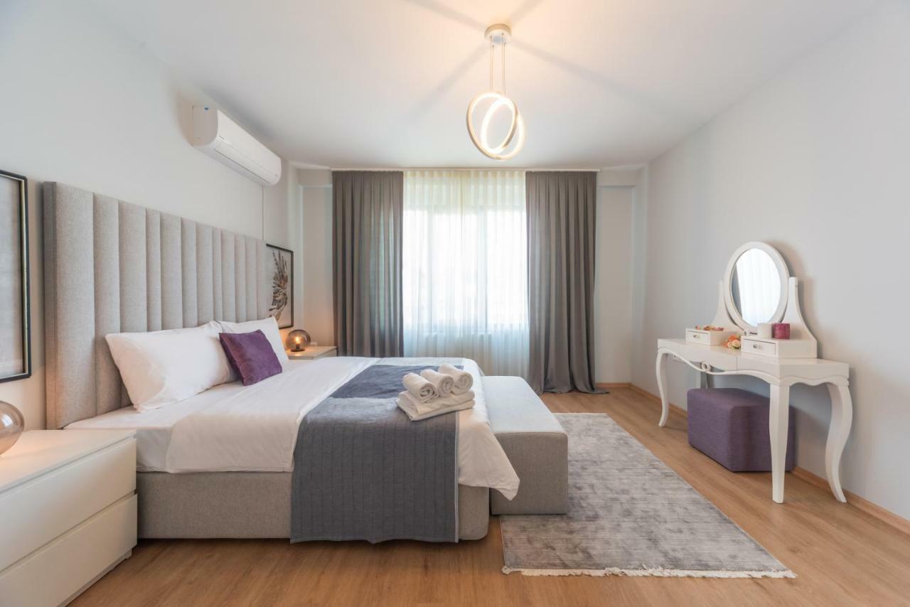 Green Hills Suites 亚洛瓦 外观 照片